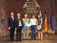 Heimatminister Albert Füracker und Kunstministerin Prof. Dr. med. Marion Kiechle prämieren 100 Heimatschätze